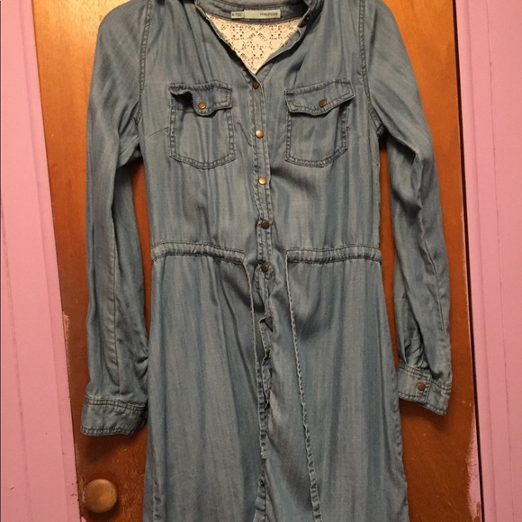 Dress - Picture 2 of 2